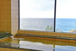 海が見える天然温泉